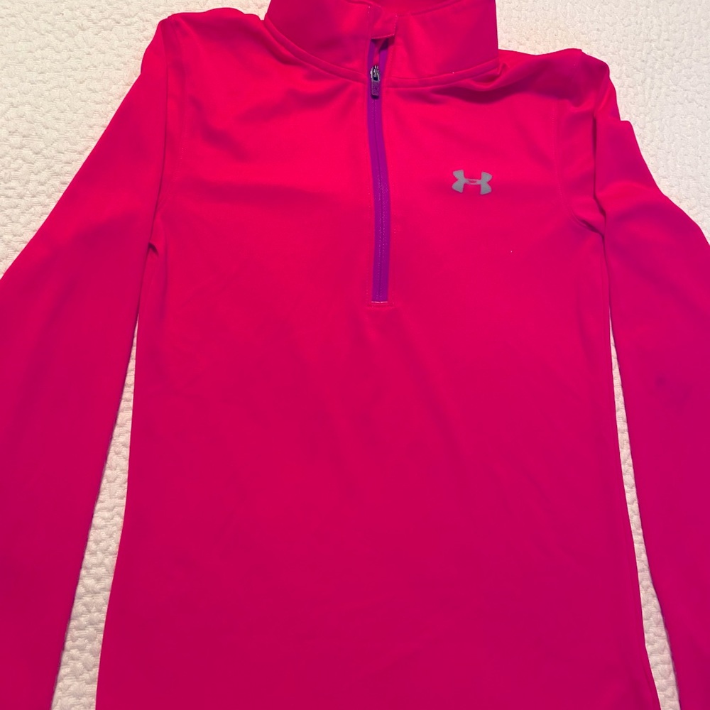 Under Armour Girls Medium (10/12) 1/4 zip silky soft pullover